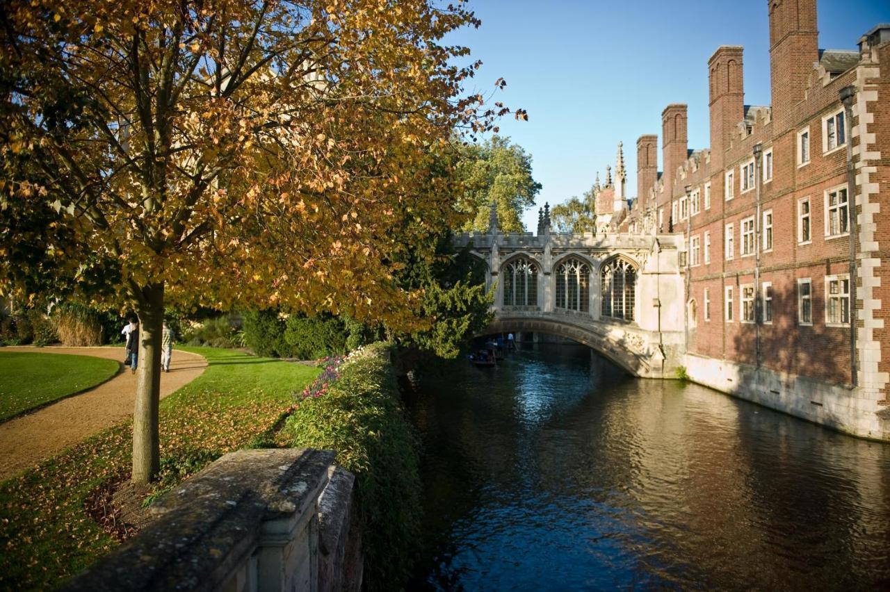 Cambridge Stays Riverside Apart Hotel With 2Br Flats At The City Centre-Parking-Balcony Екстериор снимка