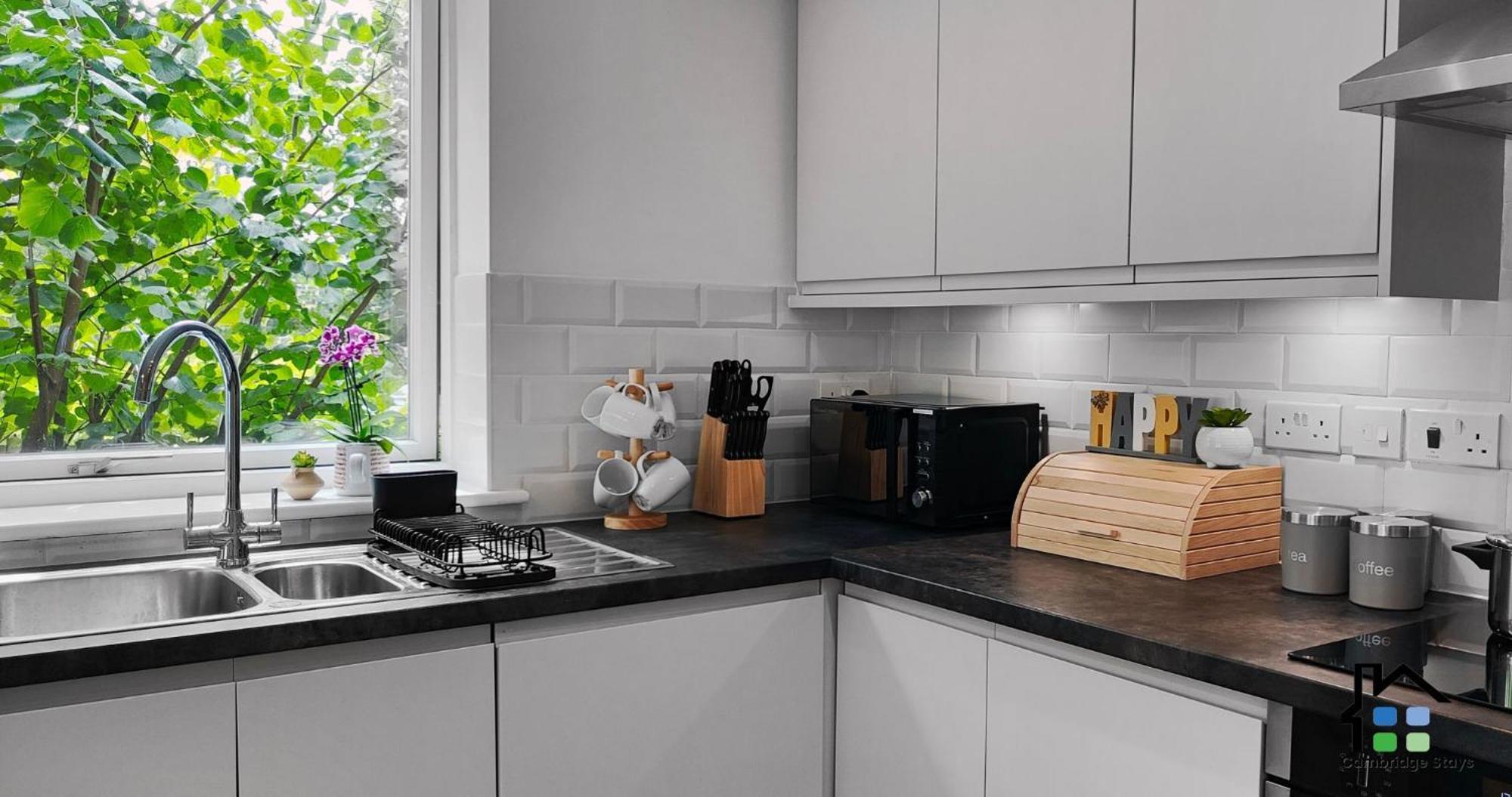 Cambridge Stays Riverside Apart Hotel With 2Br Flats At The City Centre-Parking-Balcony Екстериор снимка