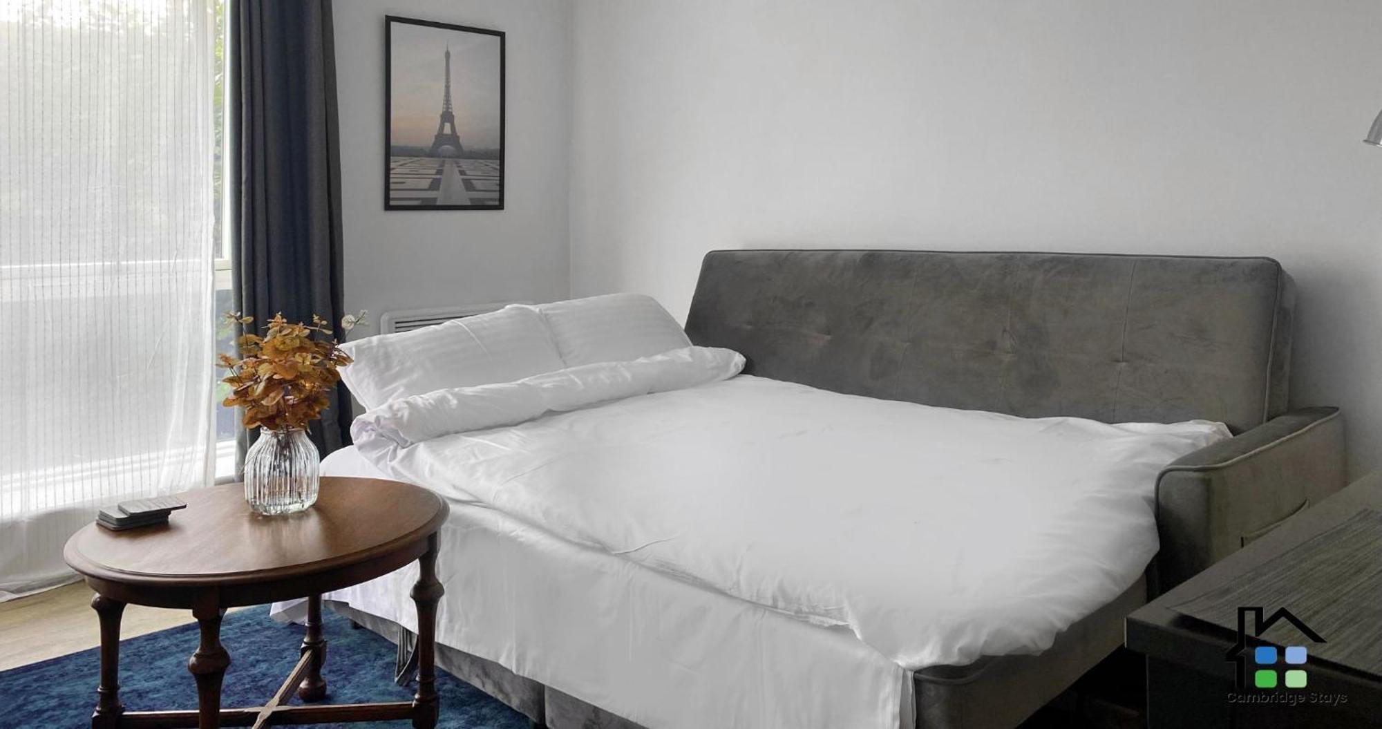 Cambridge Stays Riverside Apart Hotel With 2Br Flats At The City Centre-Parking-Balcony Екстериор снимка