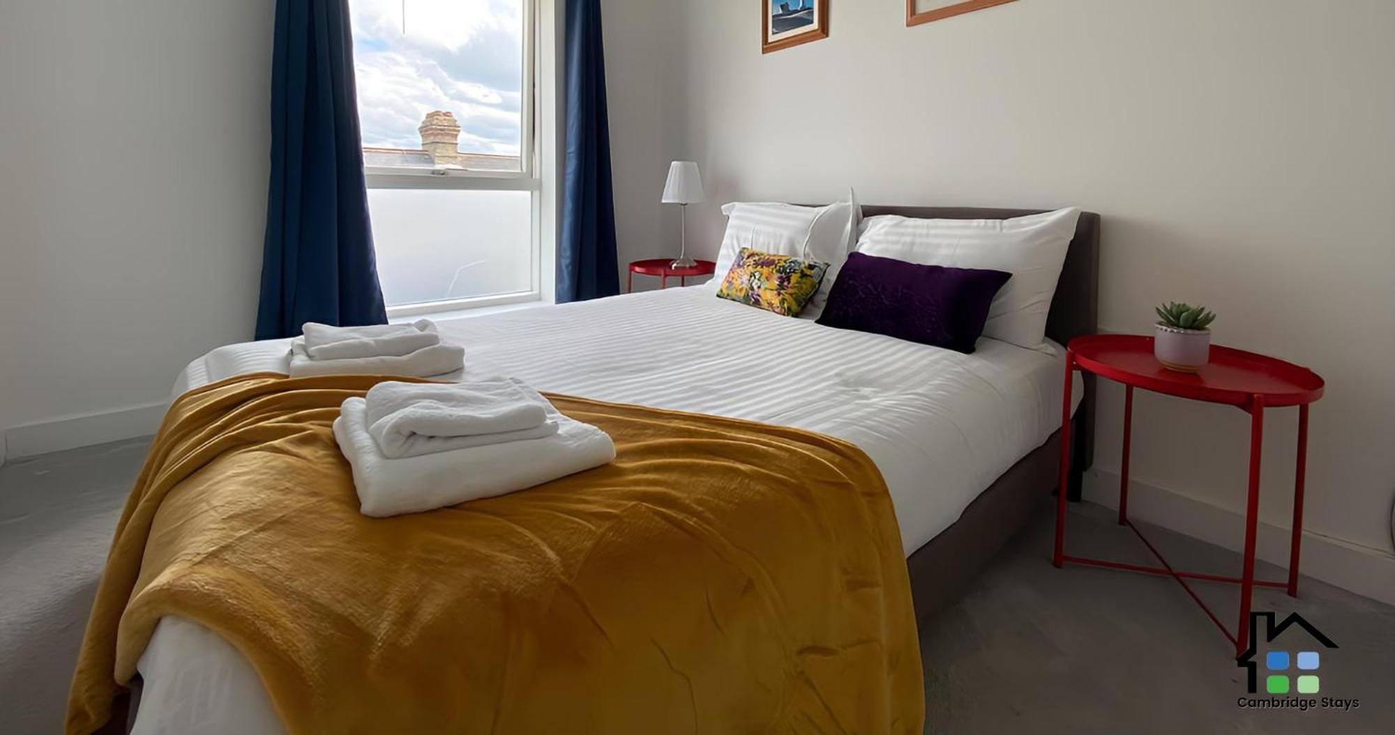 Cambridge Stays Riverside Apart Hotel With 2Br Flats At The City Centre-Parking-Balcony Екстериор снимка